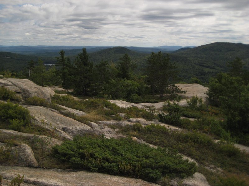MtBayle (21).JPG - Looking Southeast from the summit.